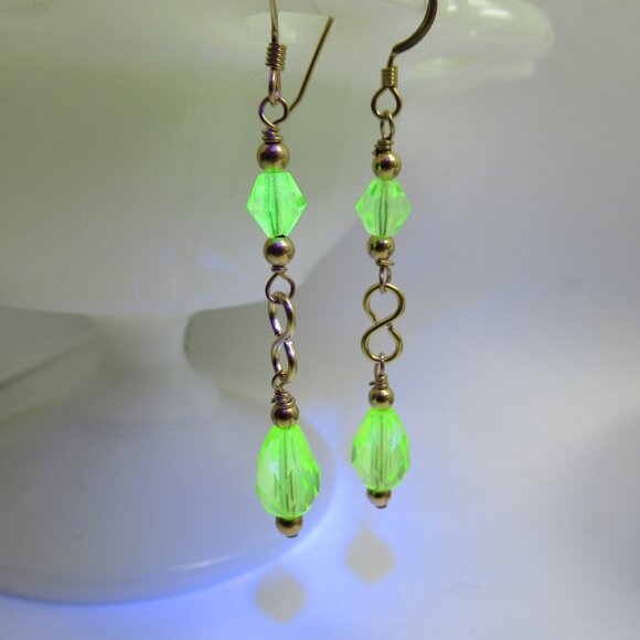 Uranium and 14k gf earrings - Picture 6 of 10